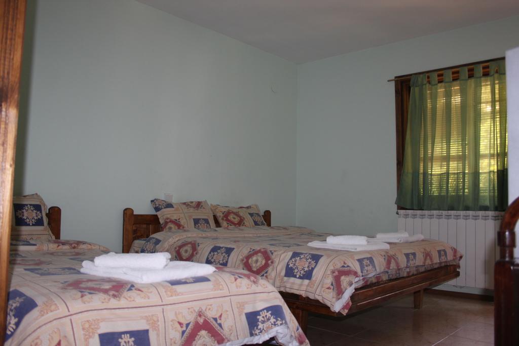 Guest House Chinarite Σαντάνσκι Δωμάτιο φωτογραφία